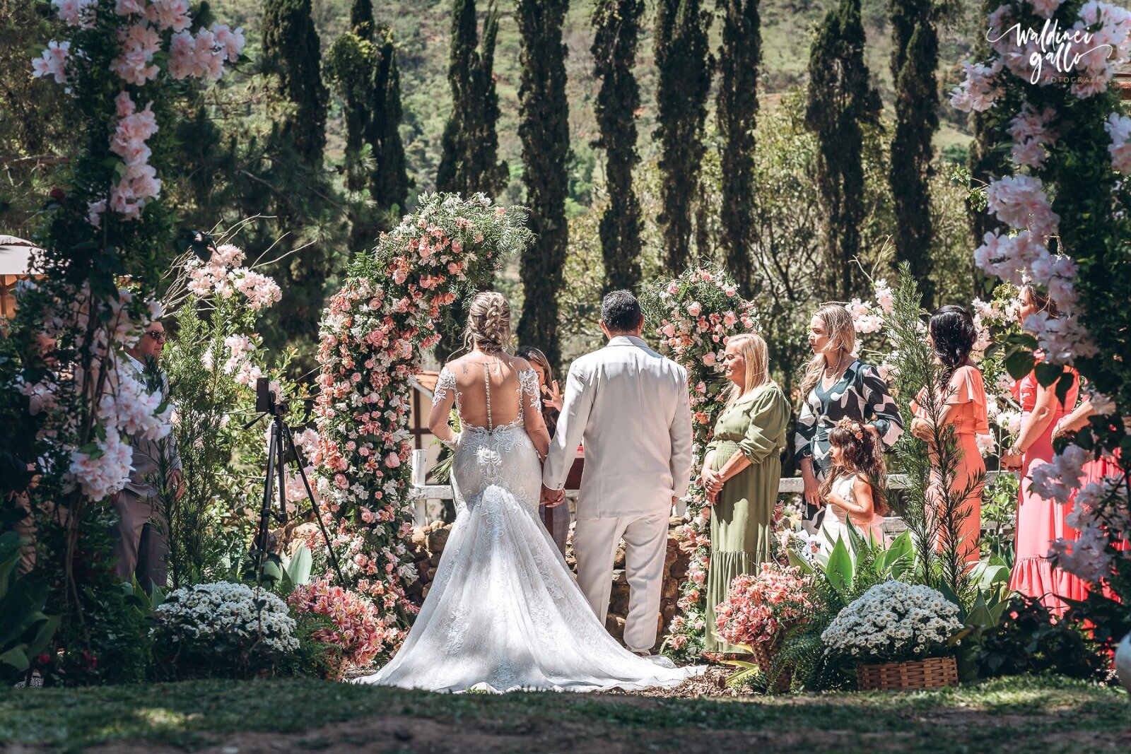 Cerimônia de mini wedding na Fazenda Genève